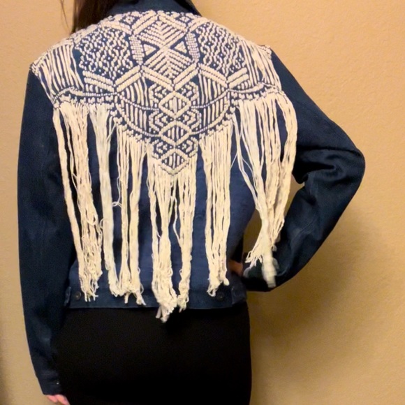 RARE Levi French Fringe Jacket - Picture 3 of 11